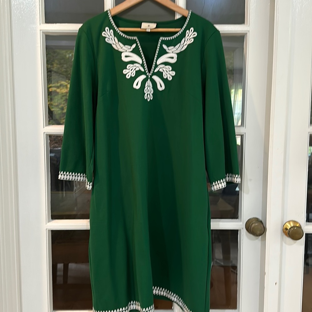 Tuckernuck dress, thick lush fabric in deep emerald green wit